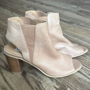 Steve Madden Nobell Tan Leather Peep Toe Bootie Size 6.5 Chunky Wooden Heel NWOB